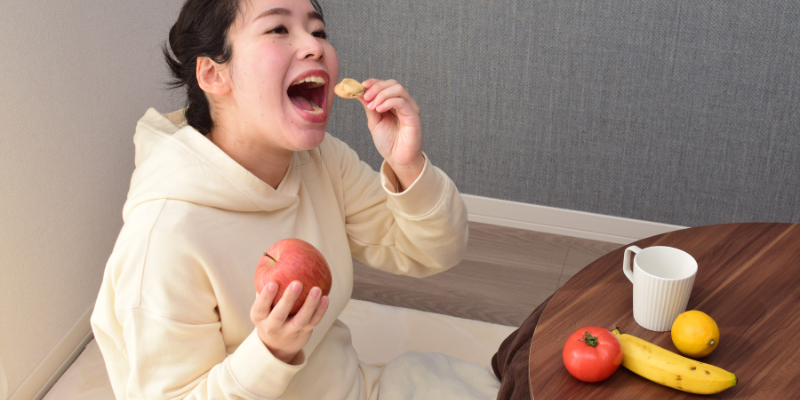 Eating on a kotatsu